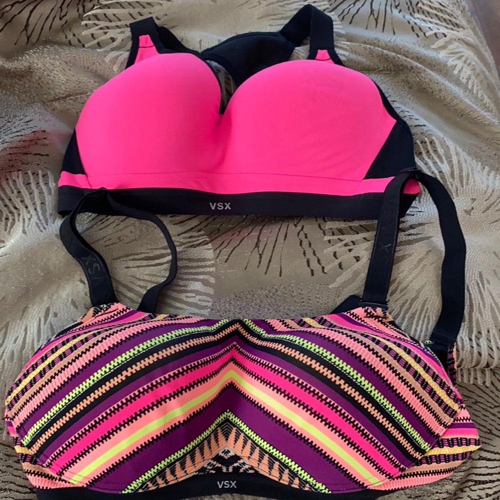 2 Victoria’s Secret Sports Bras 32D